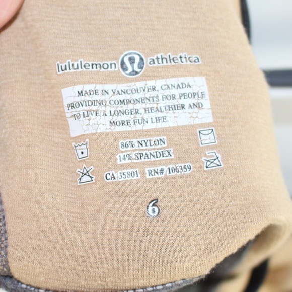 LULULEMON Sports Bra - Picture 3 of 4